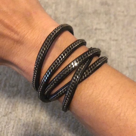 Vita Fede wrap bracelet - Picture 2 of 5